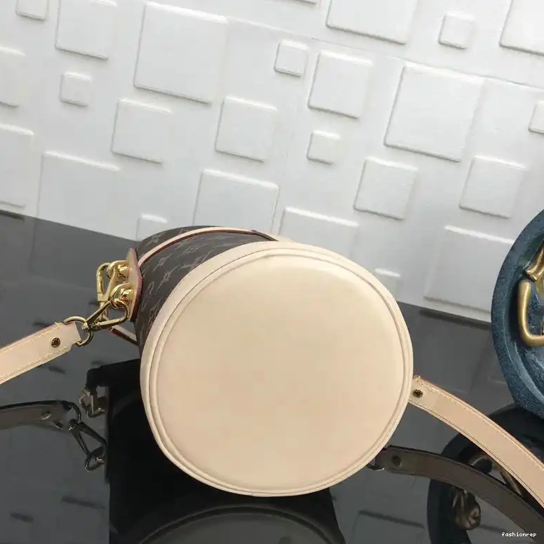 Fashionrep 19T1L0043 Bags LV 0526